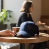 Tom- La Casquette- Plus Que Du Bleu