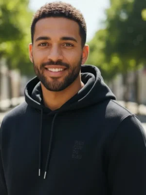 Sweat à capuche — Plus Que Du Bleu